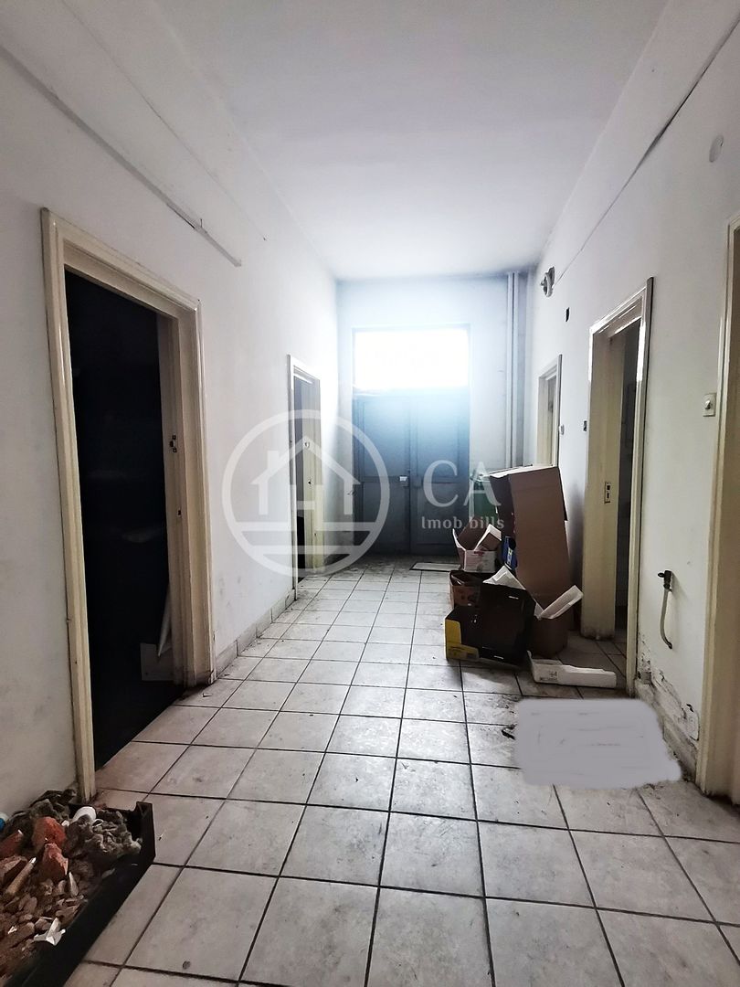 Spatiu comercial cu 15 camere de inchiriat in zona Decebal Oradea - Poză 6
