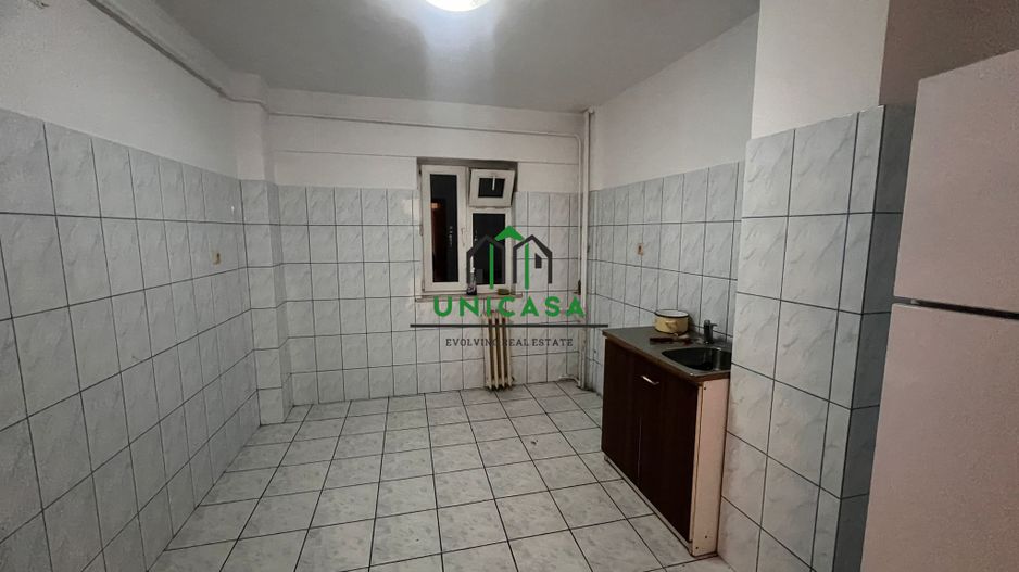 Apartament 4 camere – Etaj 1/4 – Zona Ostroveni - Poză 3