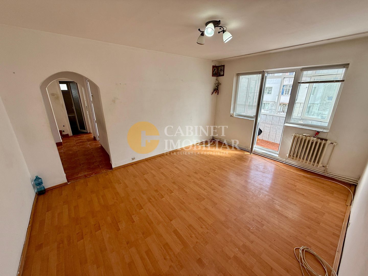 Alexandru/Zimbru - Etaj Intermediar - Apartament cu 3 camere - Poză 1