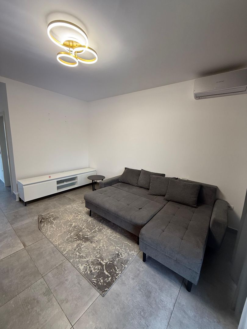 Locuinta cu 3 camere, curte si 2 locuri de parcare - Poză 5