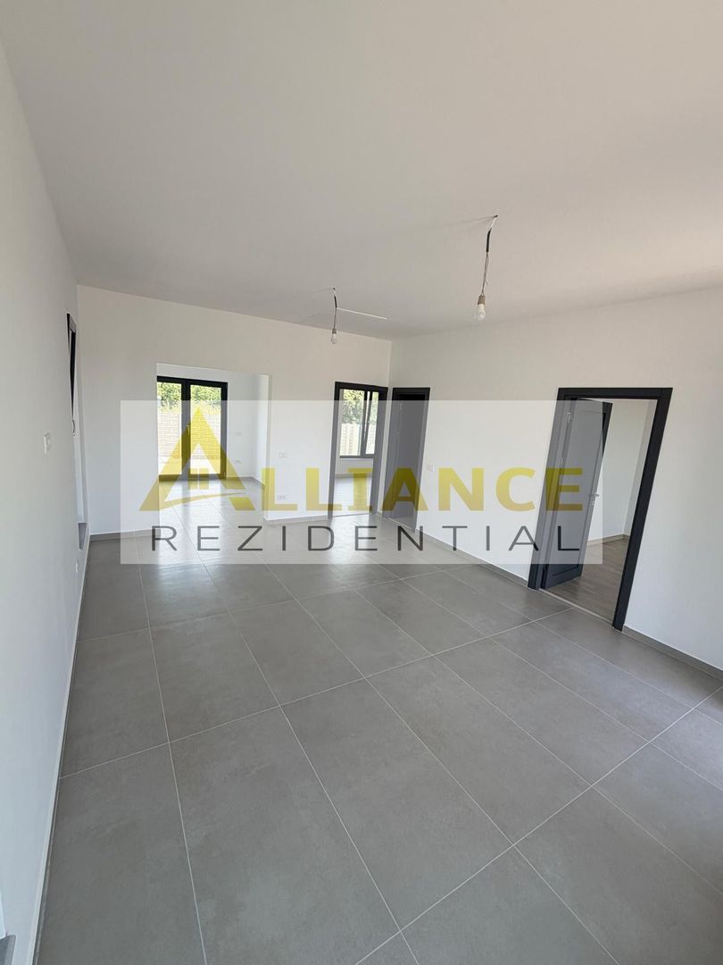 casa de vanzare in berceni - Poză 4