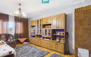 Apartament cu două camere, decomandat Lipova - Poză 1