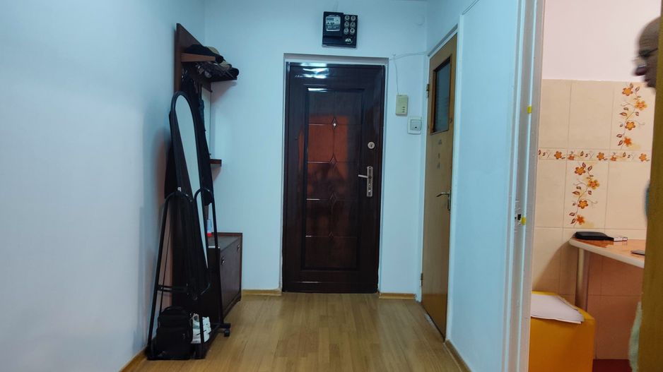 Apartament 3 camere de vânzare Drumul Taberei - Poză 5