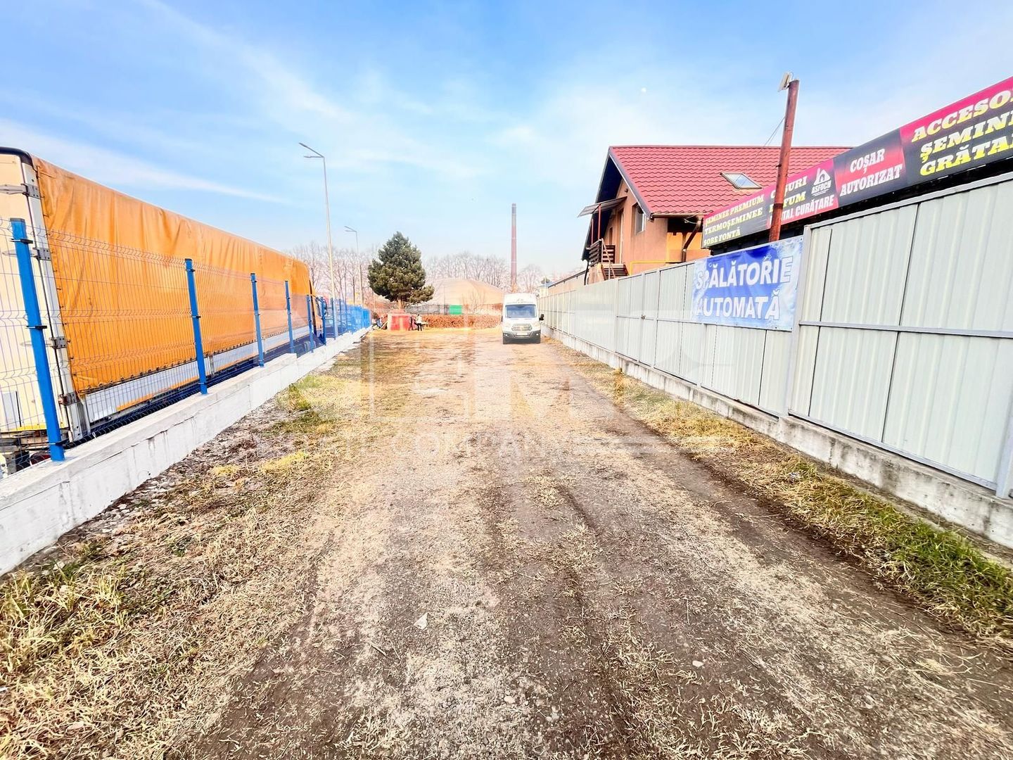 De Închiriat Teren 600mp  I Suceava I Preț: 250€/lună - Poză 2