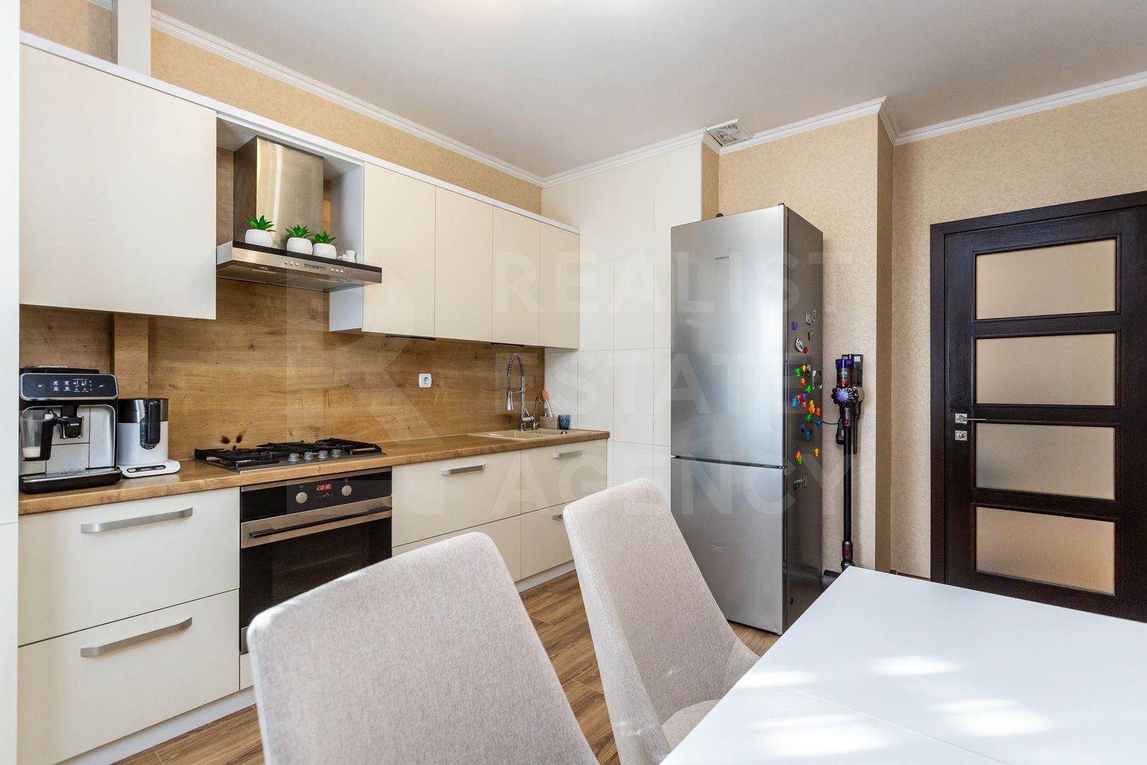 Vânzare, apartament, 2 camere, str. Renașterii Naționale, Râșcani. - Poză 2