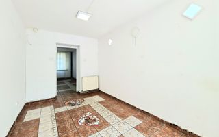 Spatiu comercial de închiriat cu vad Brașov - 55 mp # plus-imo.ro - Poză 4