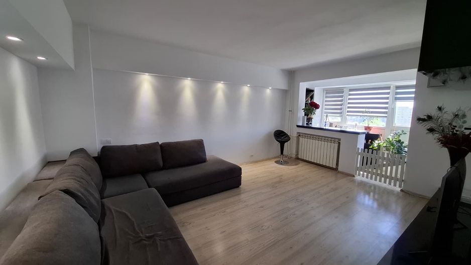 Apartament 3 Camere Decomandat, Renovat, Mobilat , Utilat  L355 - Poză 2
