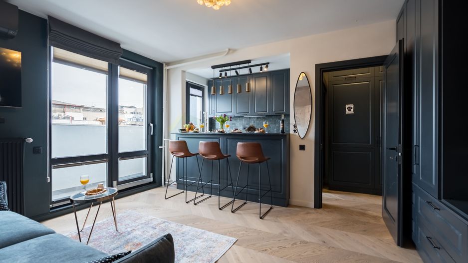 O Vacanță Permanentă în Inima Capitalei, Bulevardul Magheru - Poză 2