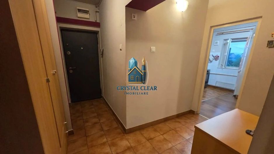 Apartament spațios cu 2 camere - zona Sântana de Mureș - Poză 4