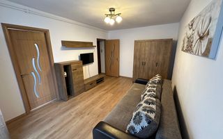 Apartament | Etaj 1 | Balcon | Renovat | Vasile Aaron - Poză 1