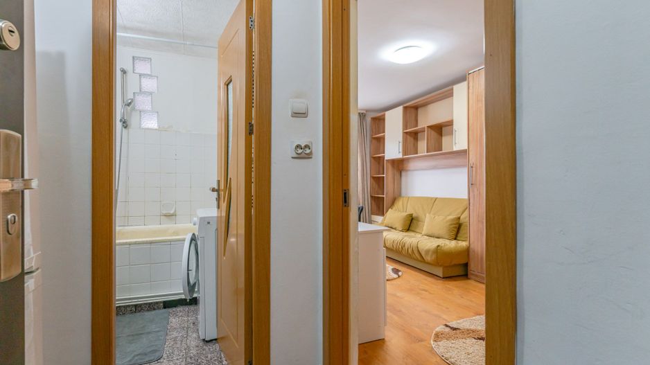 Garsoniera mobilata cu loc de parcare - Poză 7