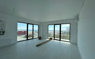 Apartament de vanzare 2 camere- vedere la mare - Poză 11