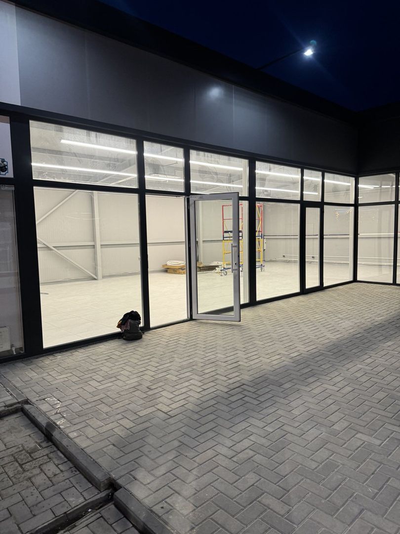 Spațiu comercial open space de închiriat — Traseul R6 Chișinău–Orhei - Poză 4