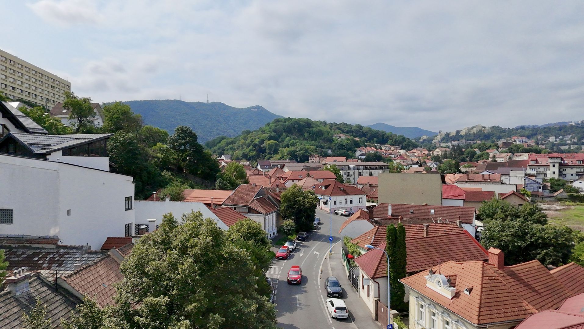 Oferta rezervata! Oază de liniște cu curte în zona Blumana - Poză 3