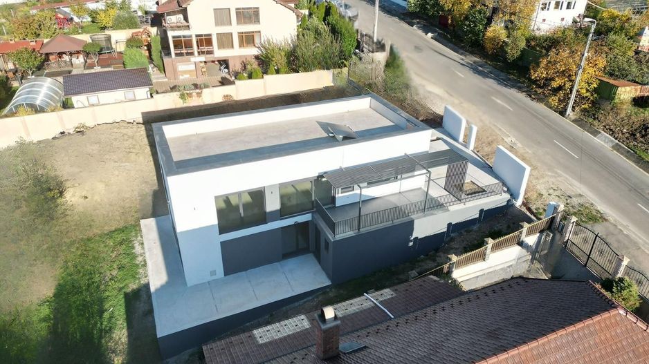 Vilă nouă design mediteranean, proiect deosebit și panoramă- 299.000 E - Poză 5