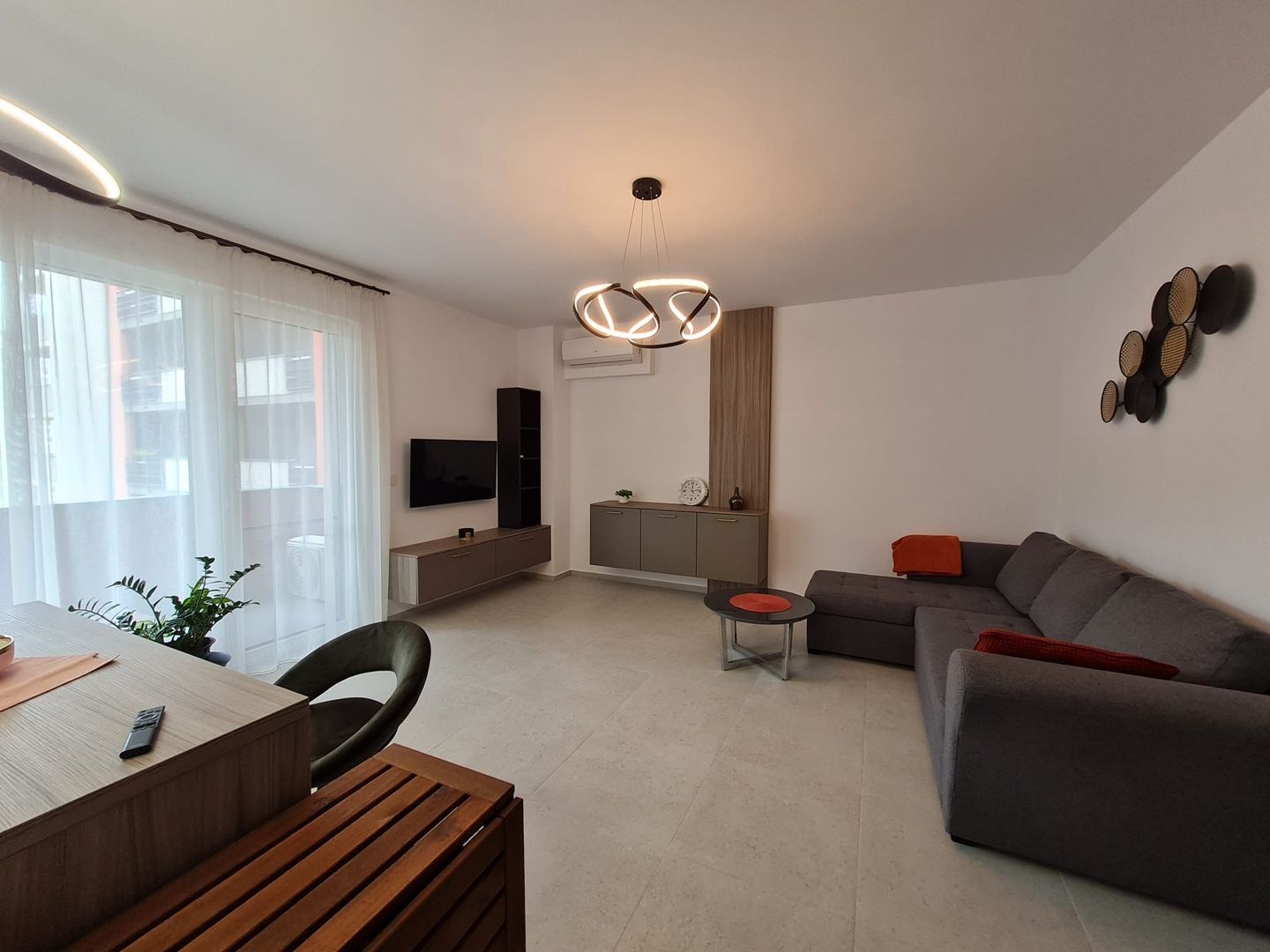 Apartament 2 camere zona Aradului - Poză 3