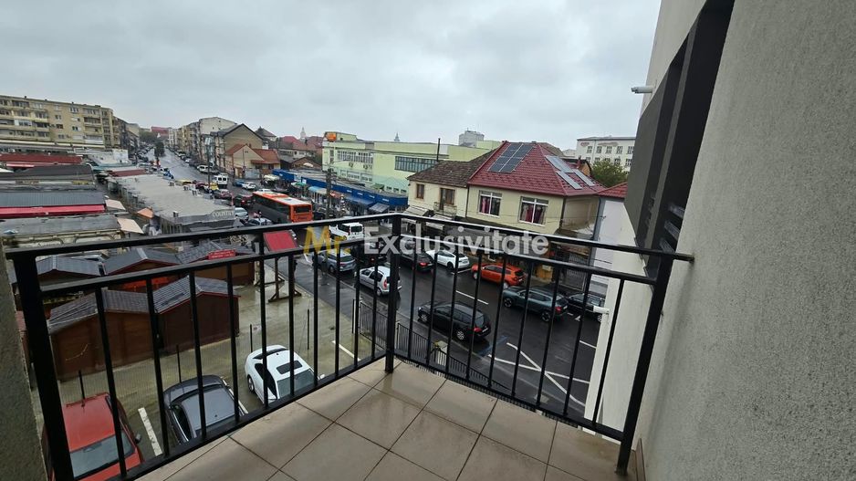De vânzare apartament 3 camere, centru Satu Mare - Poză 14