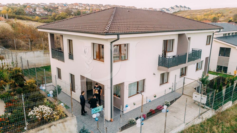 Duplex modern de vânzare – Dezmir, jud. Cluj - Poză 1