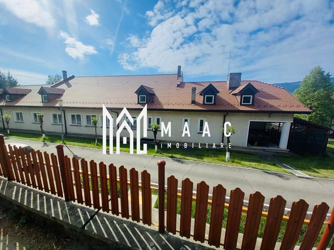 CASA DE INCHIRIAT I CISNADIE I SPATIU EDUCATIONAL - Poză 3