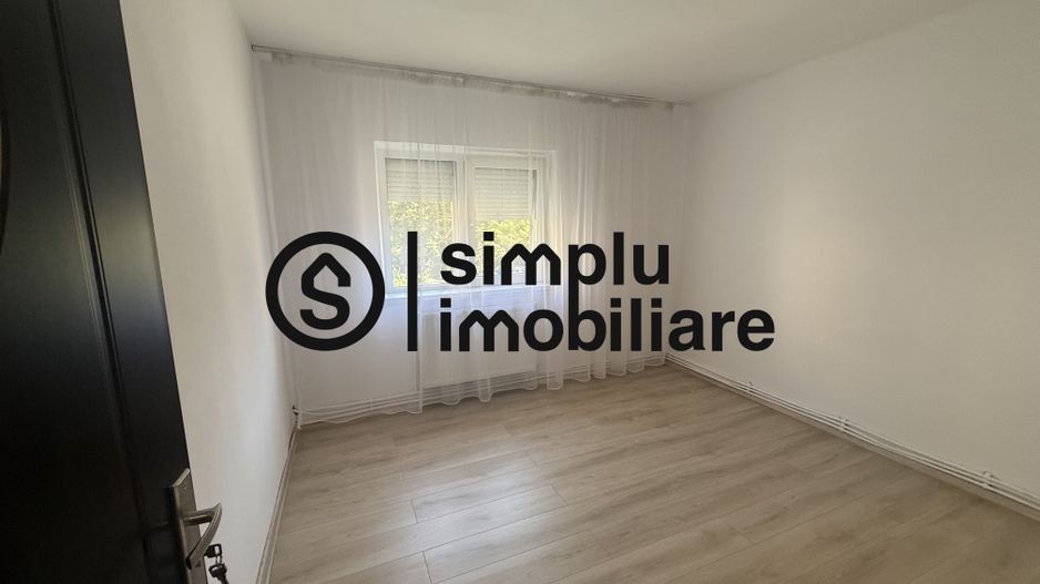 2 decomandate, centrala, etaj 1/4 - 1 Mai - Poză 2