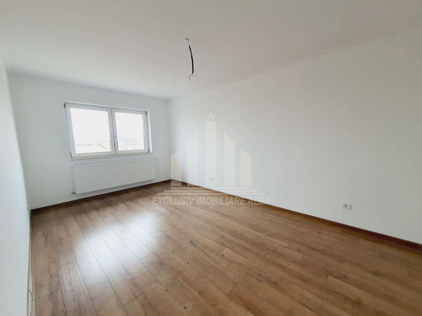 Casa tip duplex cu mobila de bucatarie, Dealul Furcilor - Poză 8