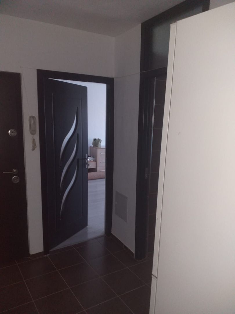 Apartament 2 camere de vanzare Gorjului - Poză 9