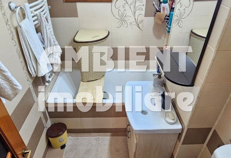 Apartament cu 3 camere, etaj 3, mobilat si utilat, zona CENTRU; - Poză 7