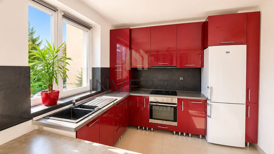 Casa tip duplex cu 4 camere de inchiriat in cartierul Europa - Poză 4