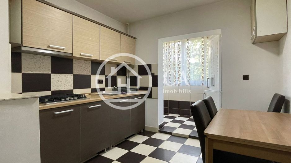 Apartament cu 3 camere de inchiriat in zona Rogerius, Oradea - Poză 1