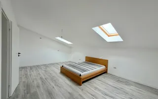 Casă tip duplex - 4camere - mobilata si utilata - Zona Est - Timisoara - Poză 13