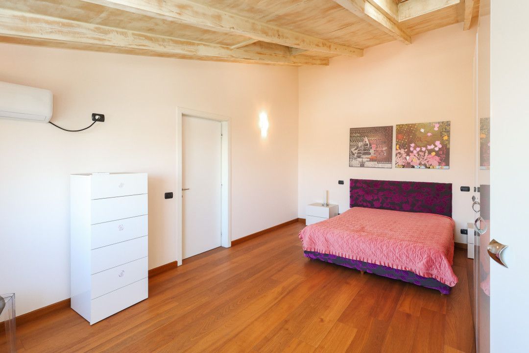 Apartament 3 camere duplex - Unirii,  Str. Principatele Unite - Poză 17