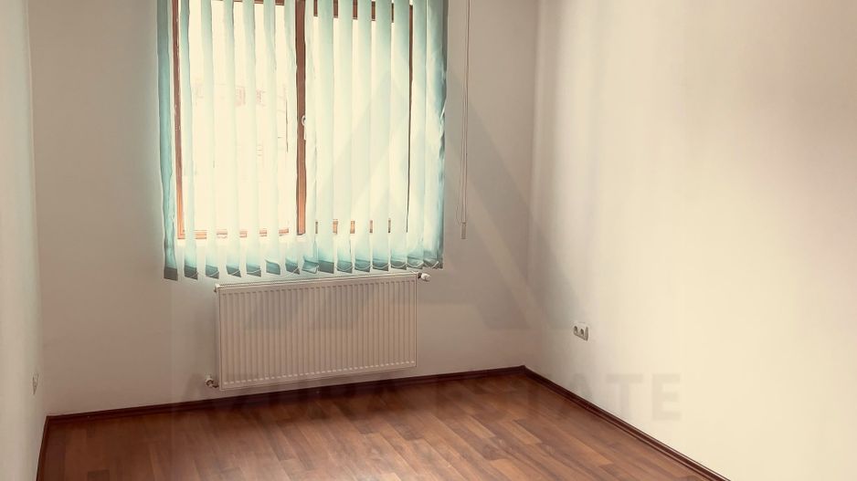 Casă cu 4 camere, curte proprie și 2 balcoane – Șelimbăr - Poză 5