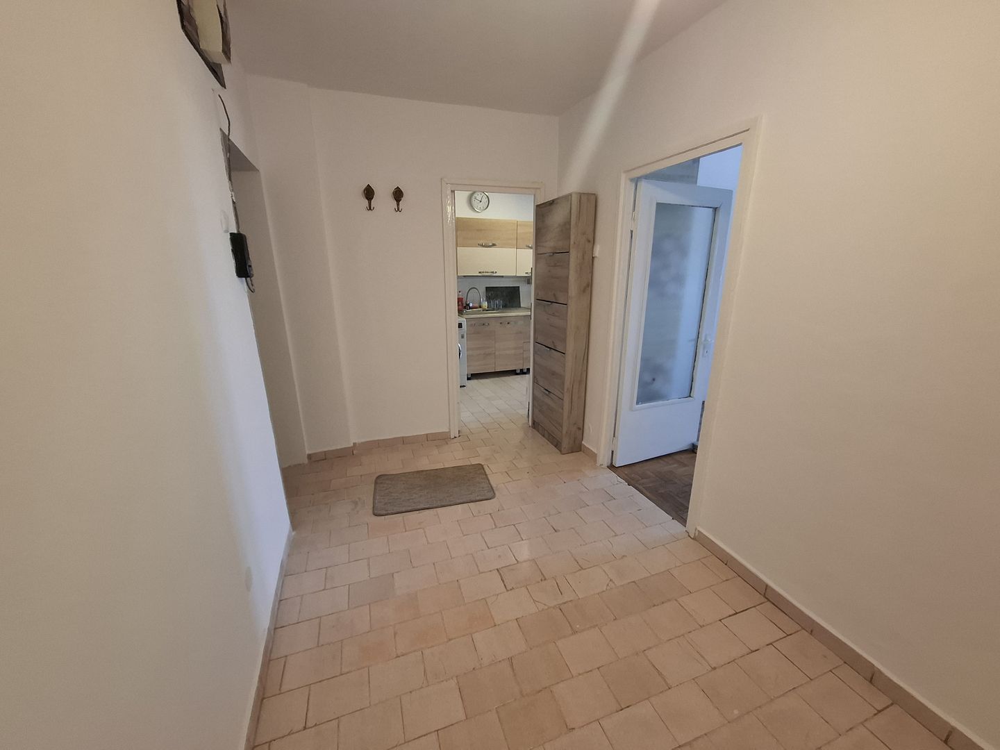 Apartament 2 Cam 9 mai zona Catedralei - Poză 8