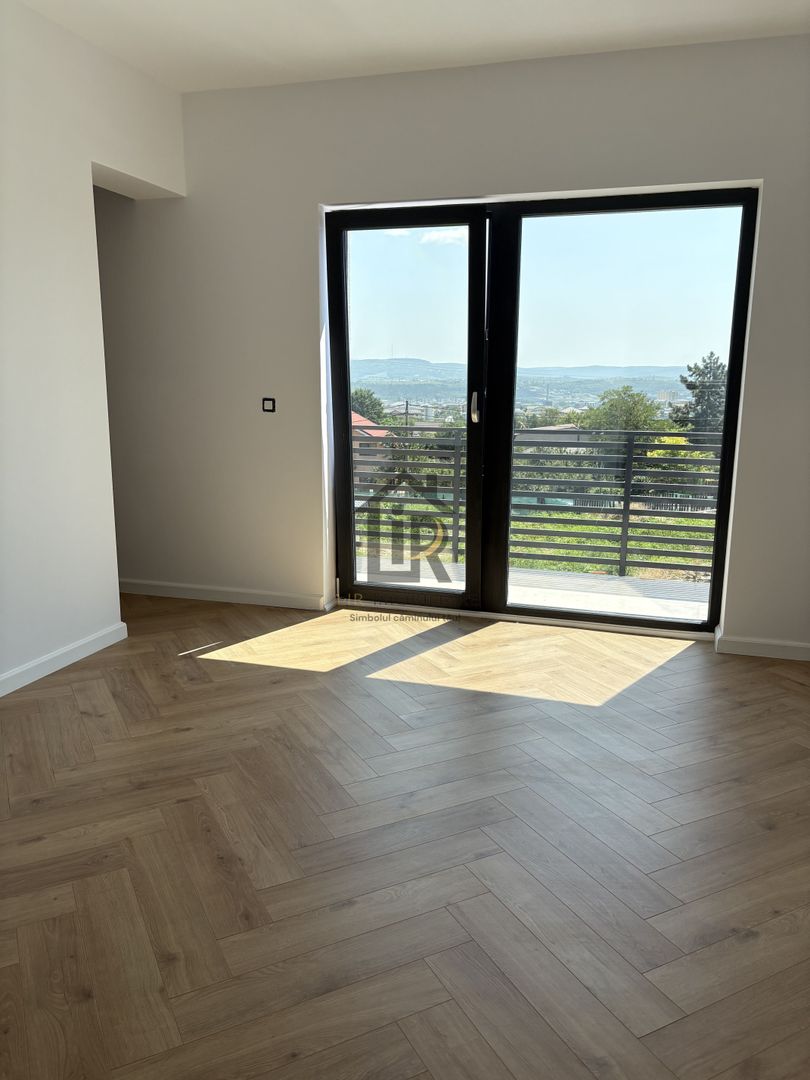 Vila P+1 într-un complex exclusivist- Miroslava- Iasi - Poză 55