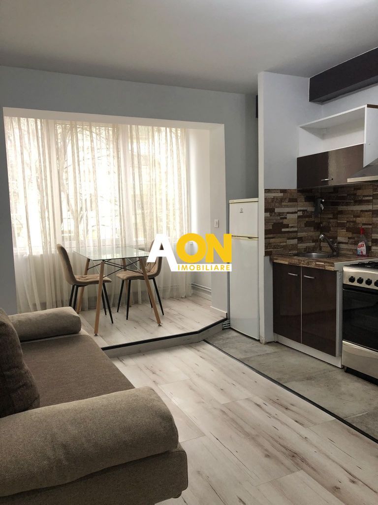 De vanzare apartament 2 camere, zona Cetate - Poză 1