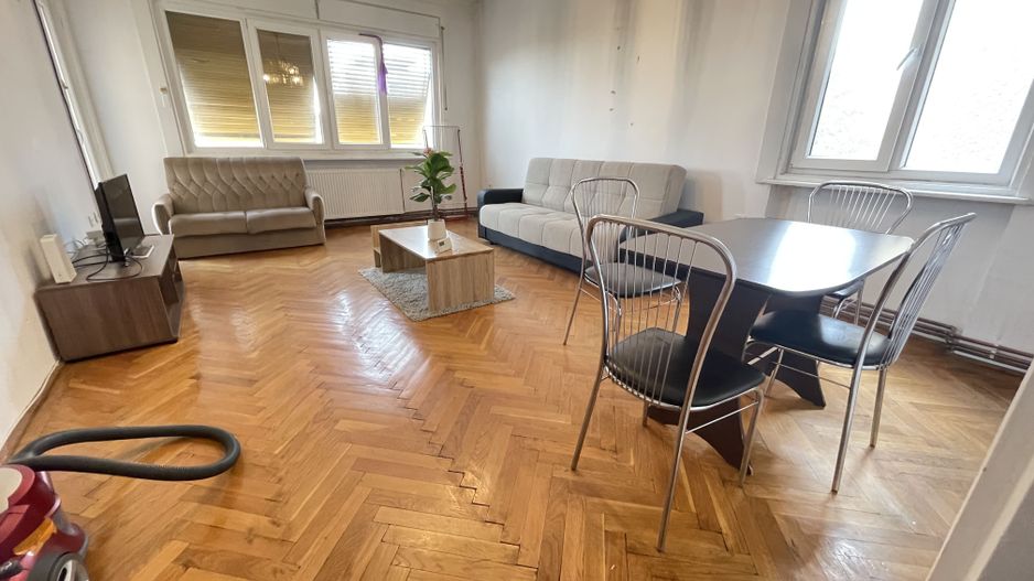 SPATIOS IN ZONA MEDICINEI -4 camere,garaj propriu si boxa - Poză 1