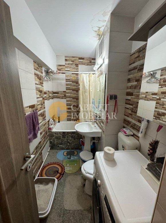 3 Camere Decomandat - Bloc 1986 - Nicolina Belvedere - Poză 8