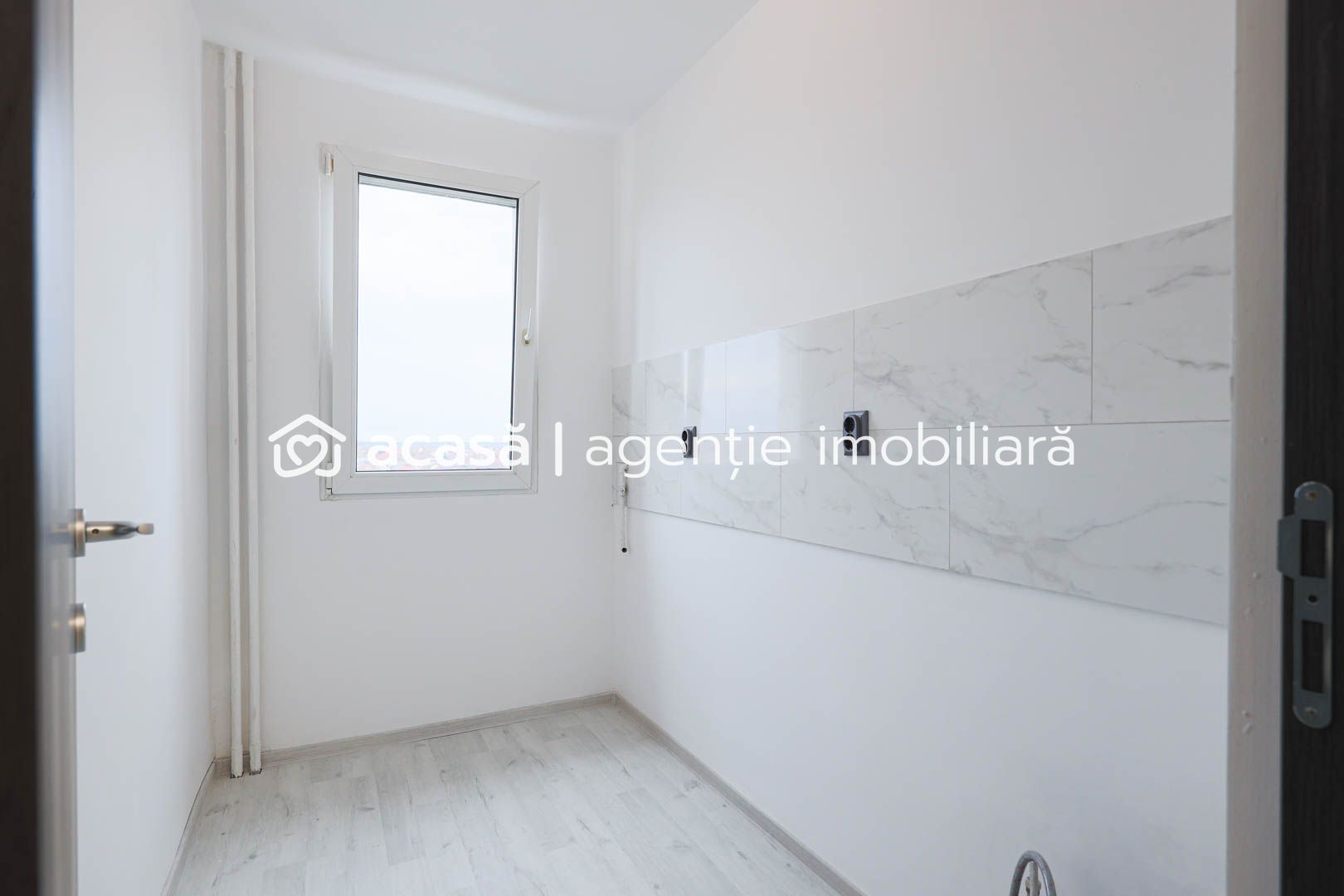 Apartament 2 camere, renovat și disponibil imediat în Fortuna/Vlaicu - Poză 4