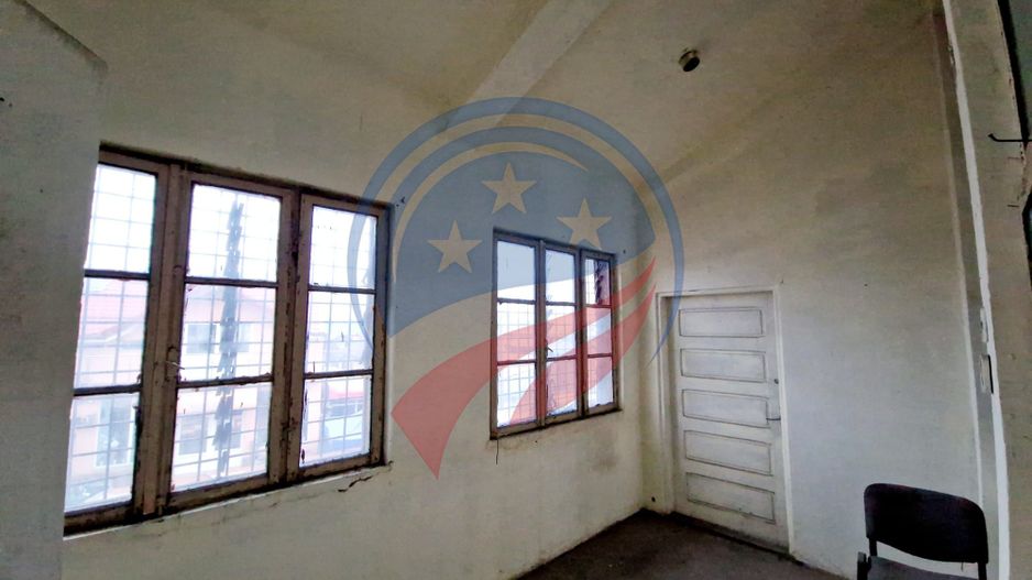SPATIU  COMERCIAL   PIATA FILIASI  354 mp - parter+etaj - Poză 6