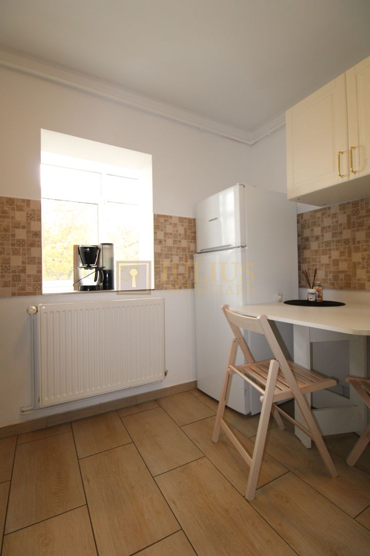 Zona Lunei, 3 camere, centrala proprie. - Poză 11