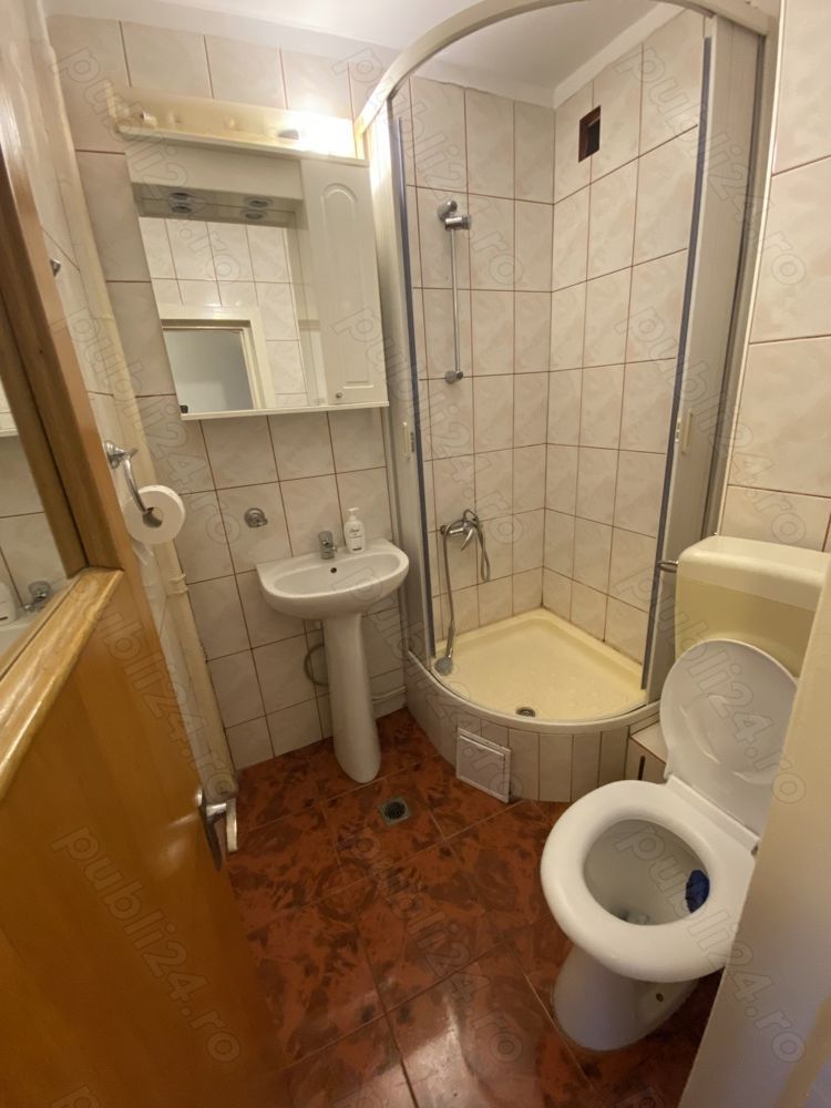 Apartament 4 camere Basarabia - Poză 3