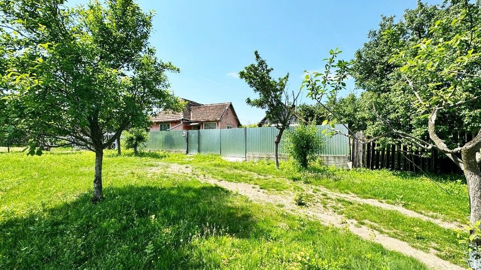 REZERVAT! Casă modestă în Arăneag, zona Căsoaia. - Poză 2