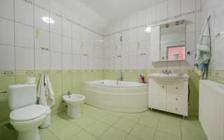 Spatiu comercial 1900 mp construiți, 3 niveluri, complet utilat - Poză 20