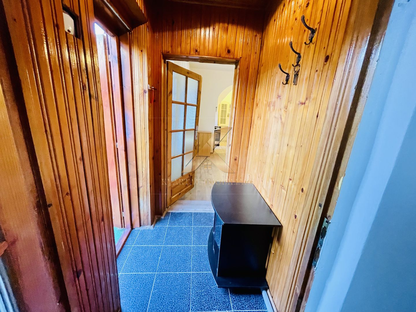 Casa 3 camere , 74 mp , loc de parcare Zona Ultracentrală! Negociabil - Poză 7