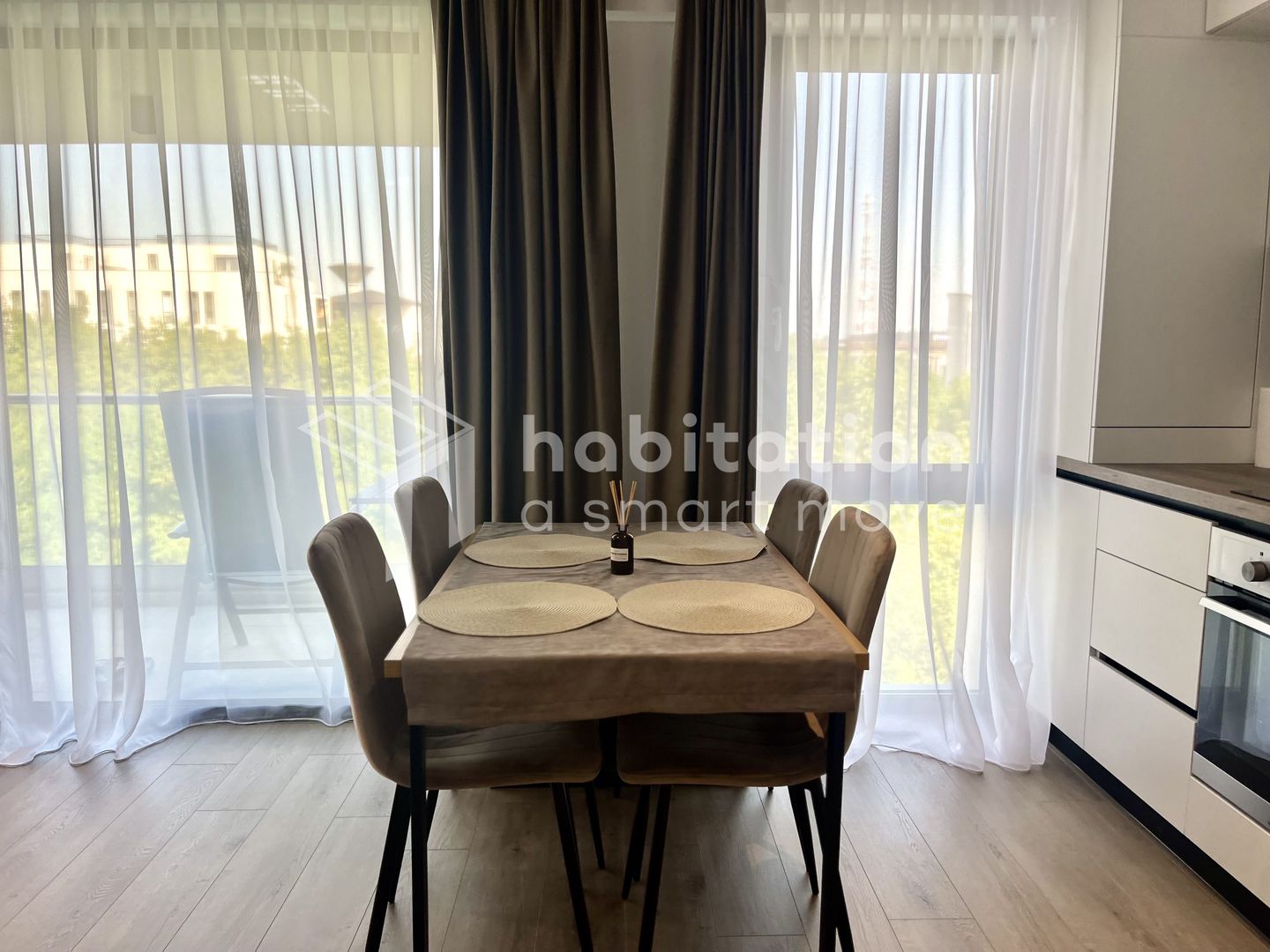 Apartament 3 camere, elegant, la prima închiriere, în zona Lipovei - Poză 9