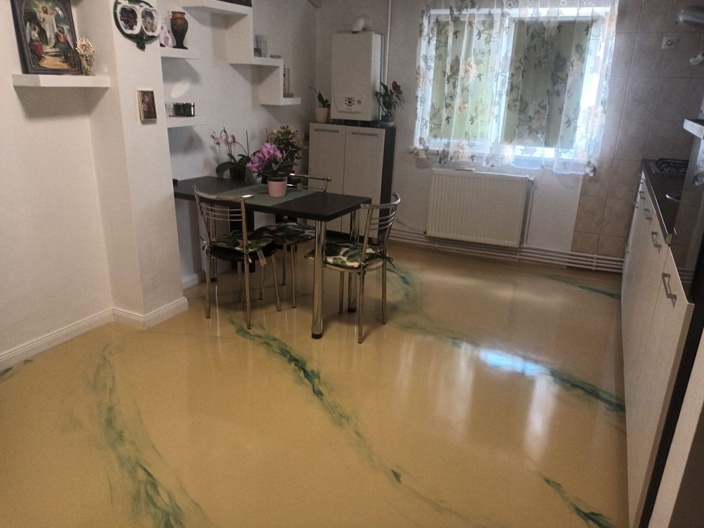 Vanzare Apartament 2 Camere Vitan Mall - Centrală Proprie - Poză 2