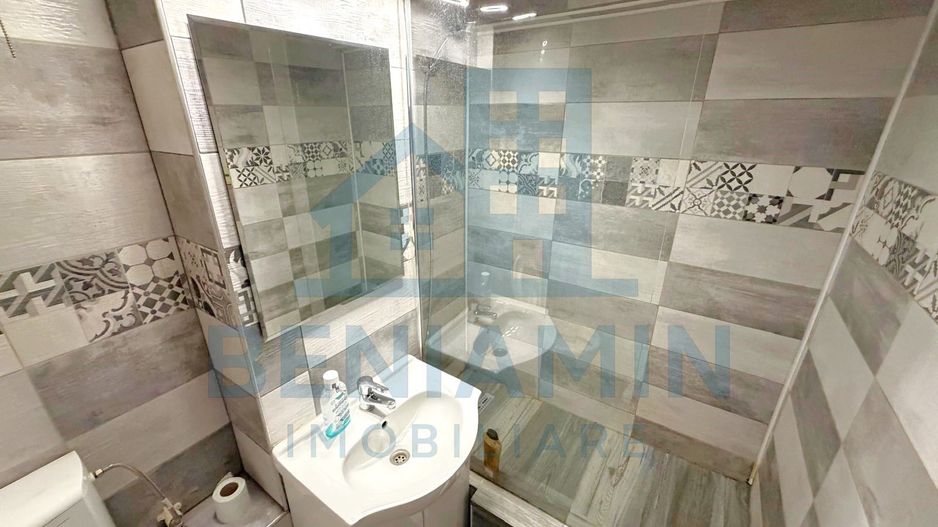 2 Decomandate Mobilat Utilat Calea Bucuresti Rotonda 52mp - Poză 10