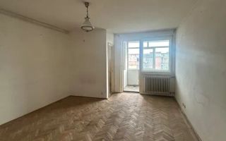 Garsoniera in zona Piata Veteranilor-Metrou Lujerului 4 minute - Poză 1