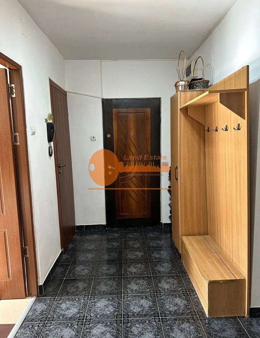 3 camere - 13 septembrie - 1987 - Poză 5