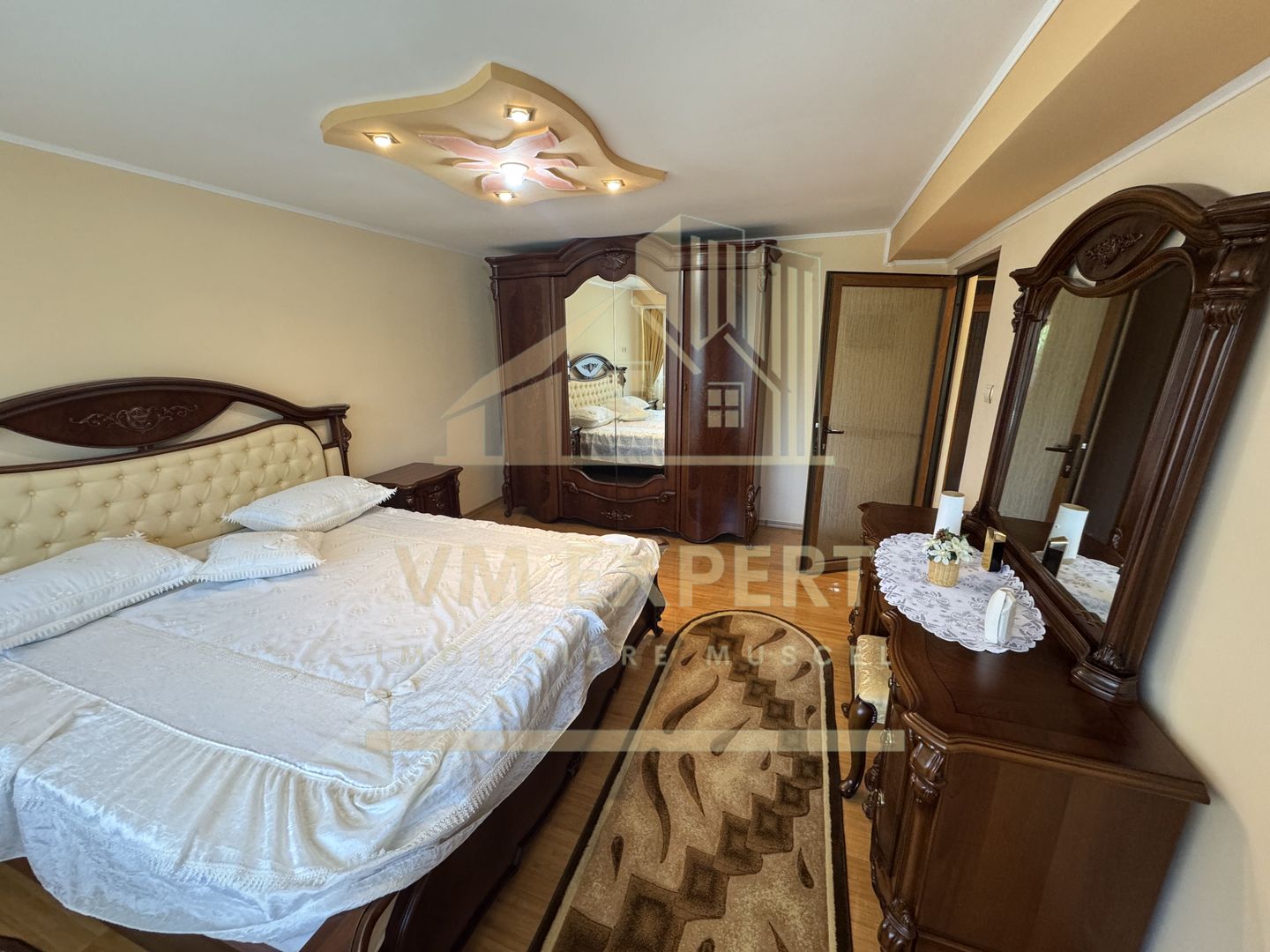 APARTMENT 3 CAMERE ZONĂ CENTRALĂ  PARTER CAMPULUNG - Poză 7